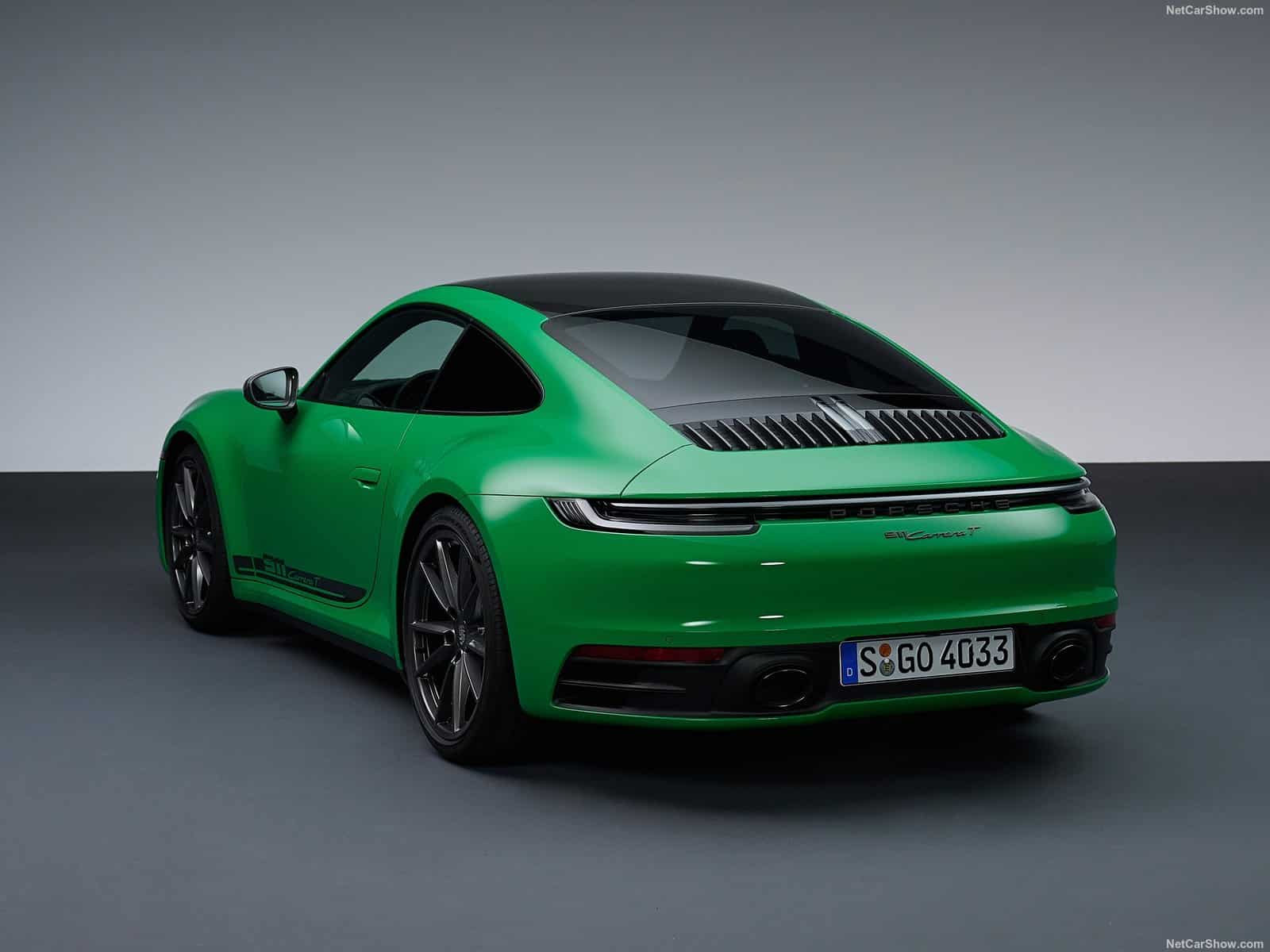 Porsche 911 Carrera T: la sportiva con cambio manuale e 385 CV