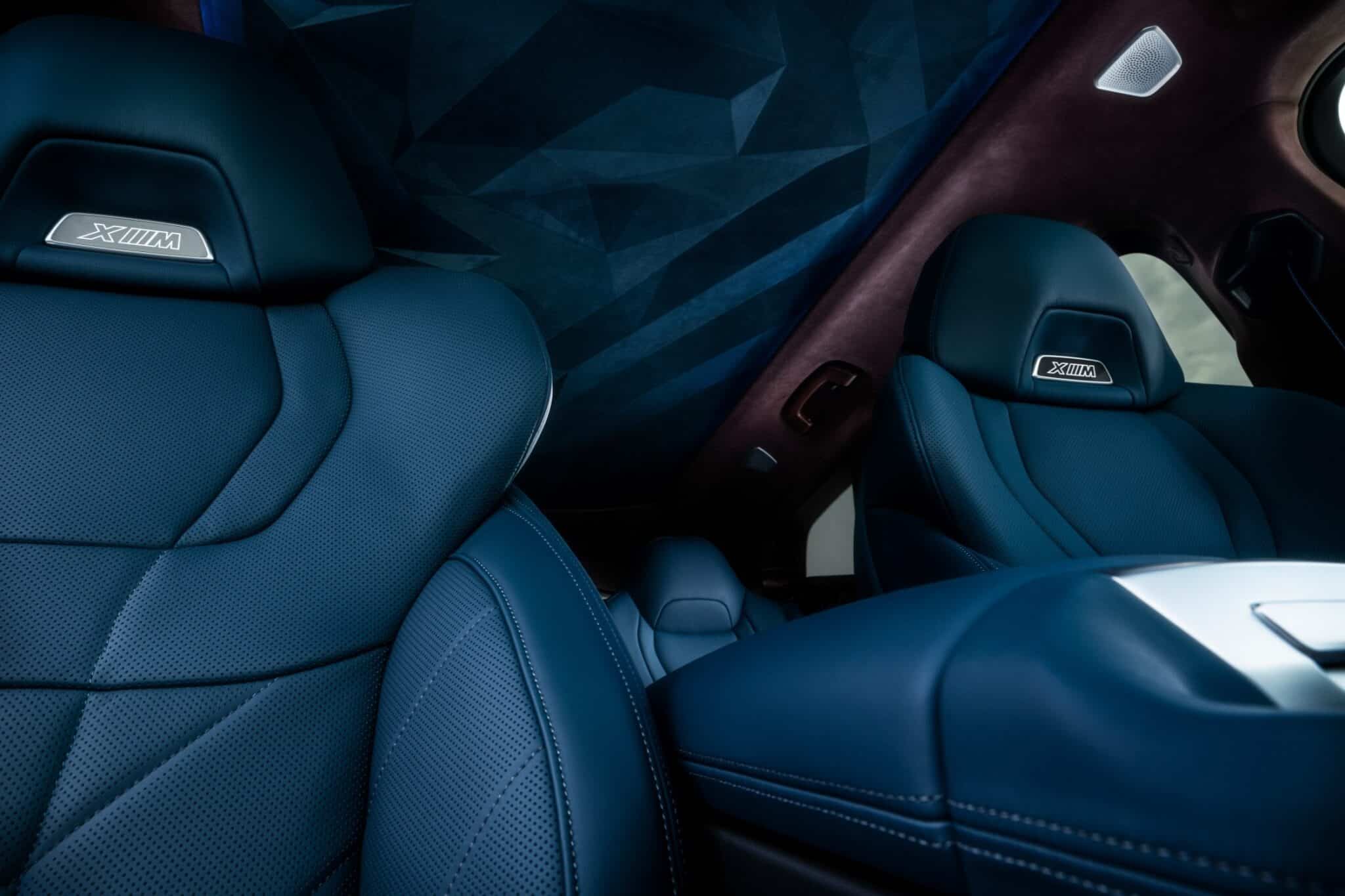 Nuova BMW XM: ecco l'inedita mega suv ad alte prestazioni ibrida plug-in