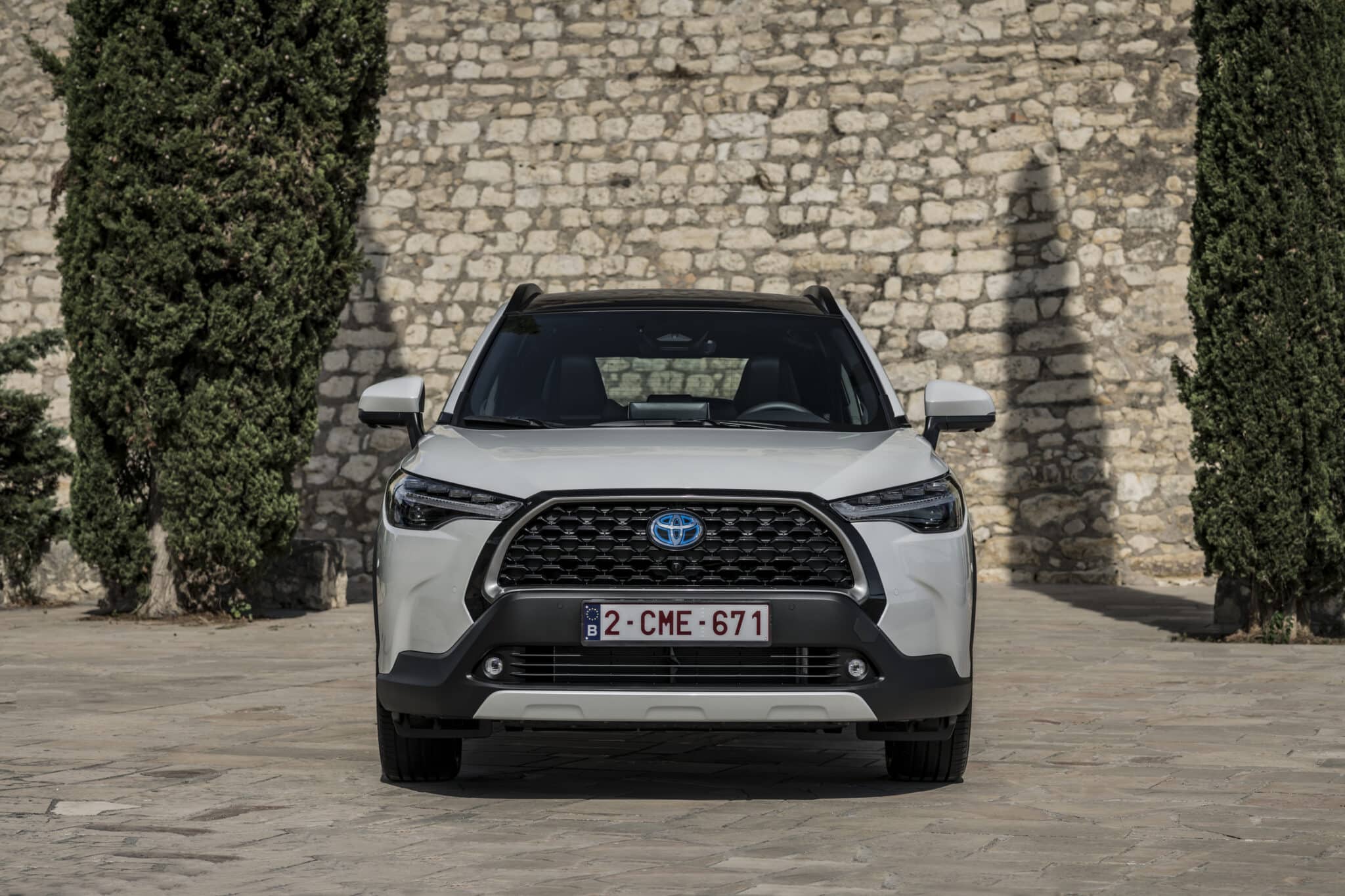 Toyota Corolla Cross 2023: scheda tecnica, allestimenti e listino prezzi