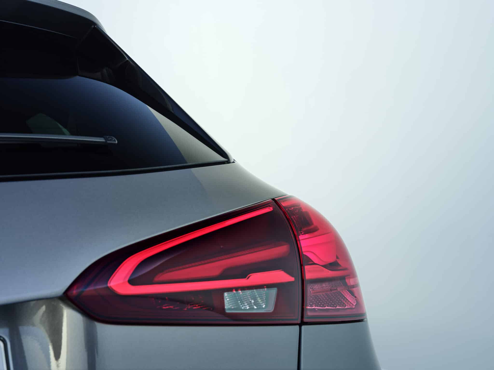 Nuova Mercedes Classe A e AMG: disponibili in Italia 7 versioni a partire da 35.120 euro
