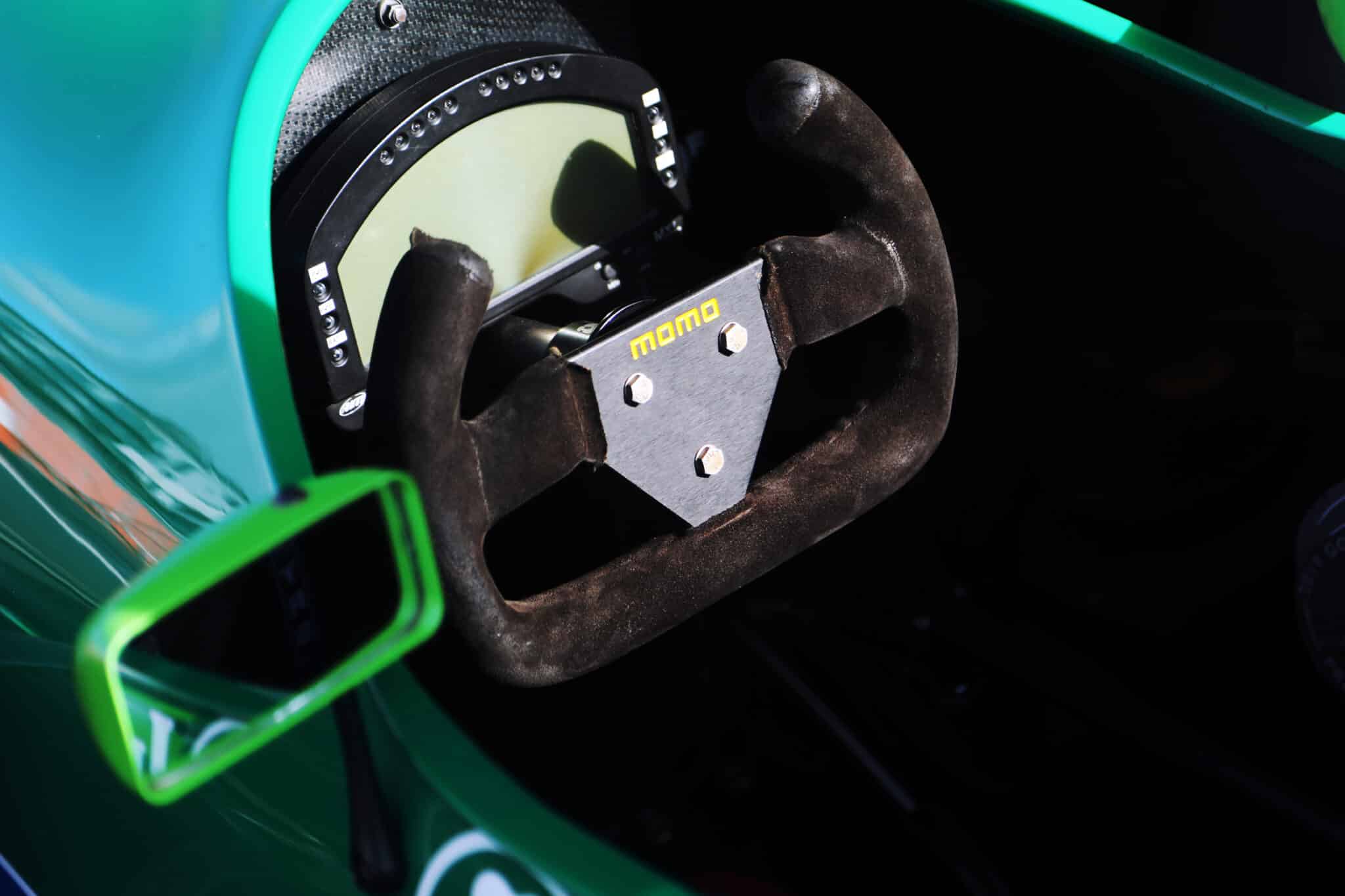 Il volante della Jordan 191. Credit: speedmastercars.com