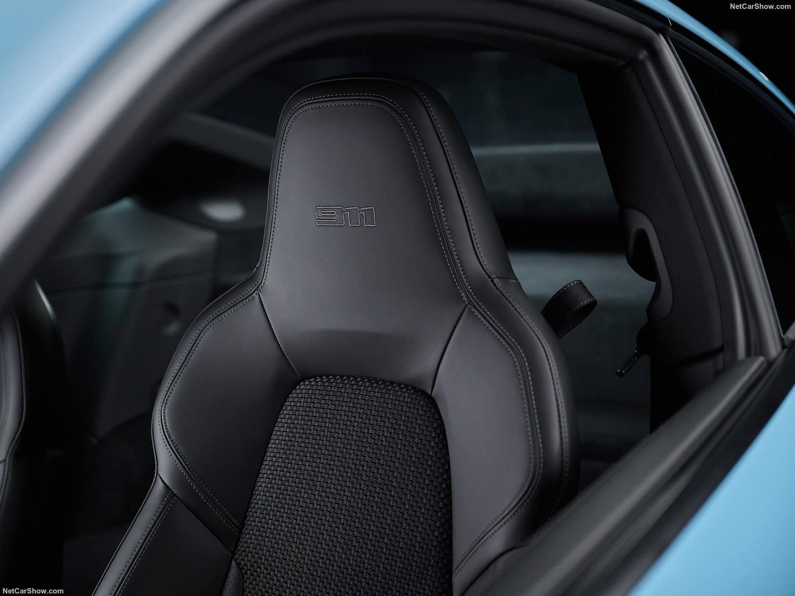 Porsche 911 Carrera T: la sportiva con cambio manuale e 385 CV