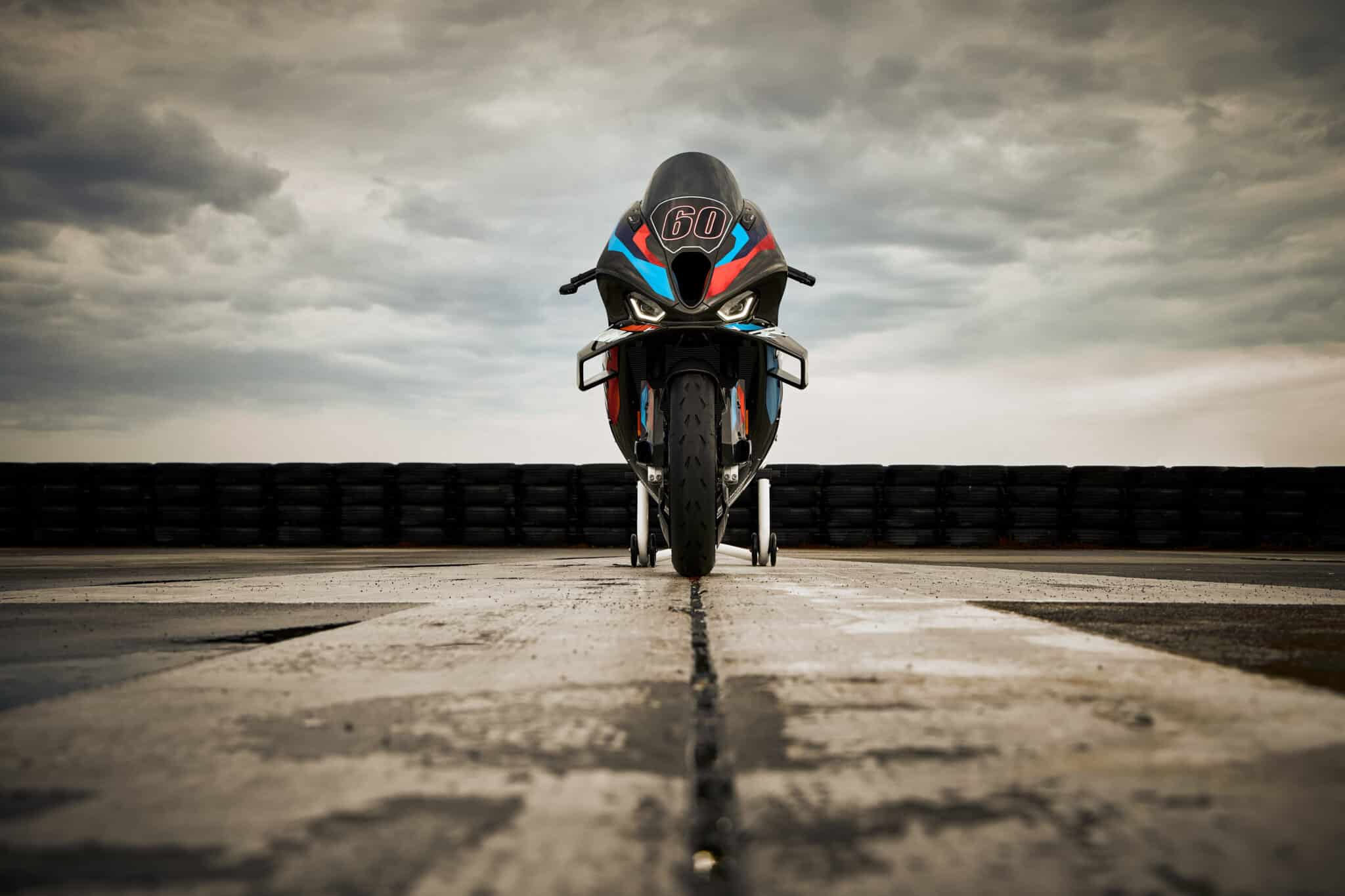 BMW M 1000 RR