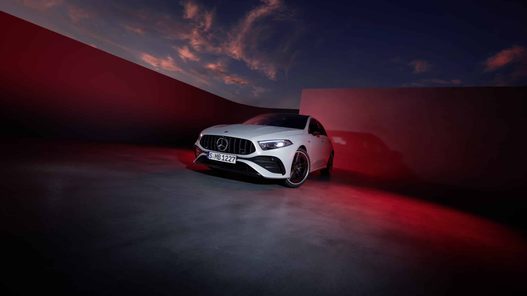 Nuova Mercedes Classe A e AMG: disponibili in Italia 7 versioni a partire da 35.120 euro