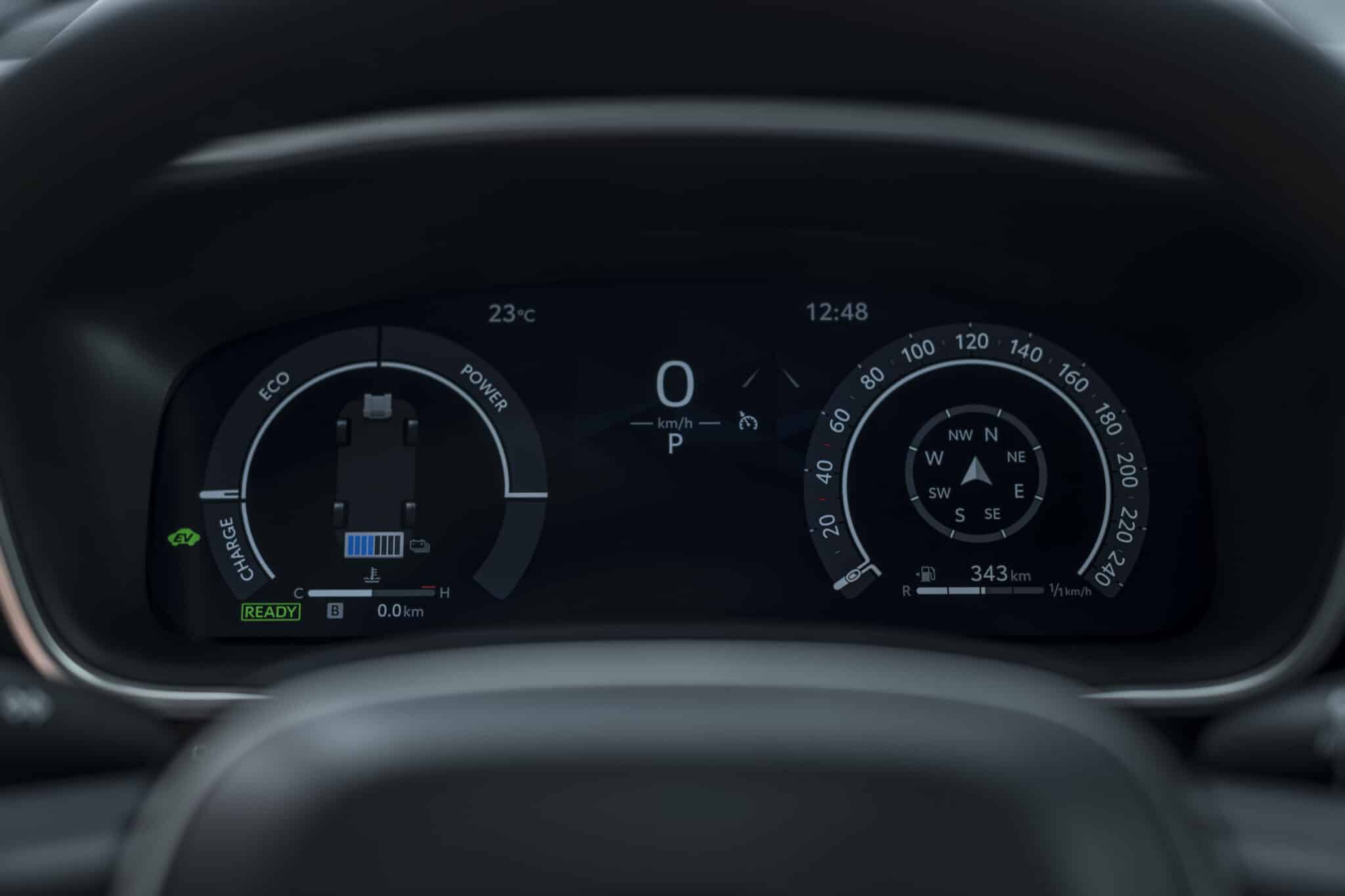 Toyota Corolla Cross 2023: scheda tecnica, allestimenti e listino prezzi