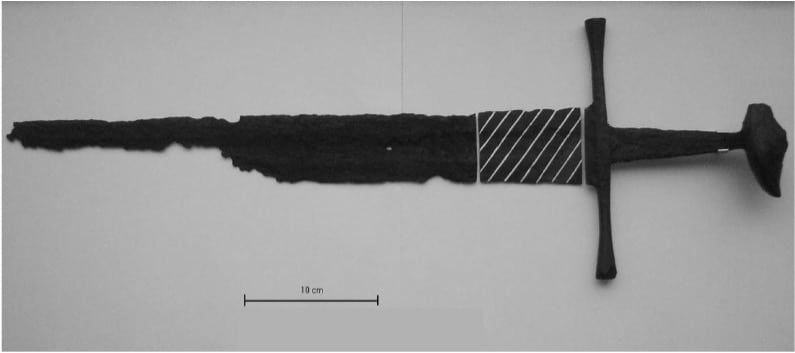 Spada damaschinata del XII sec., ritrovata a Legnago. Credits: C. Mapelli, W. Nicodemi, R. F. Riva. Microstructural Investigation on a Medieval Sword Produced in 12th Century A.D.