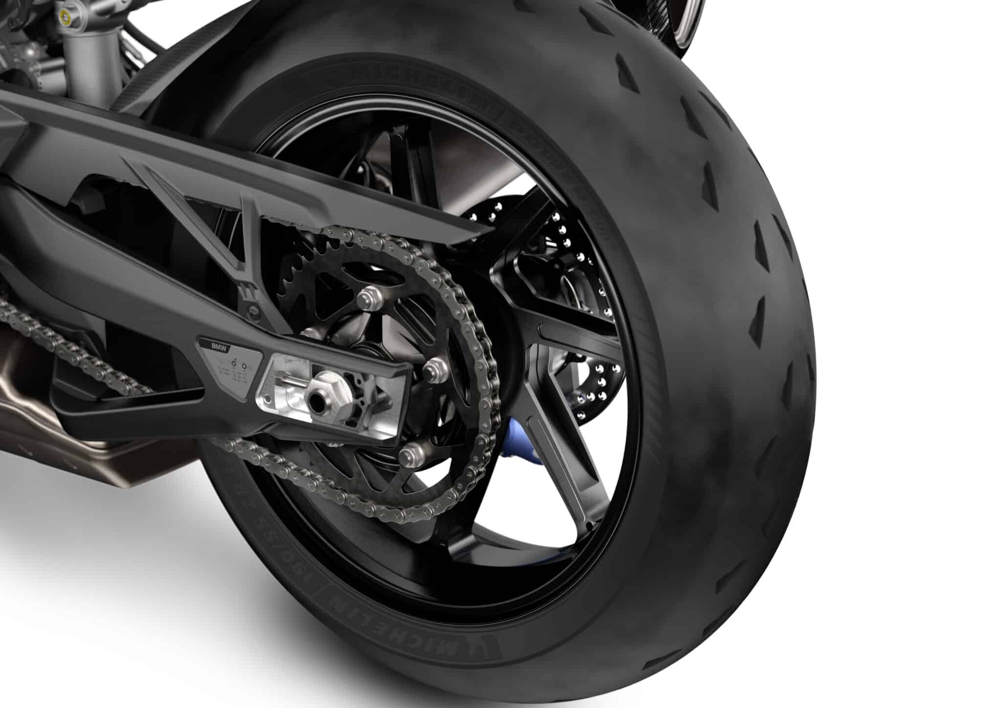 BMW M 1000 RR 2023: aumenta la velocità massima e migliora l'aerodinamica