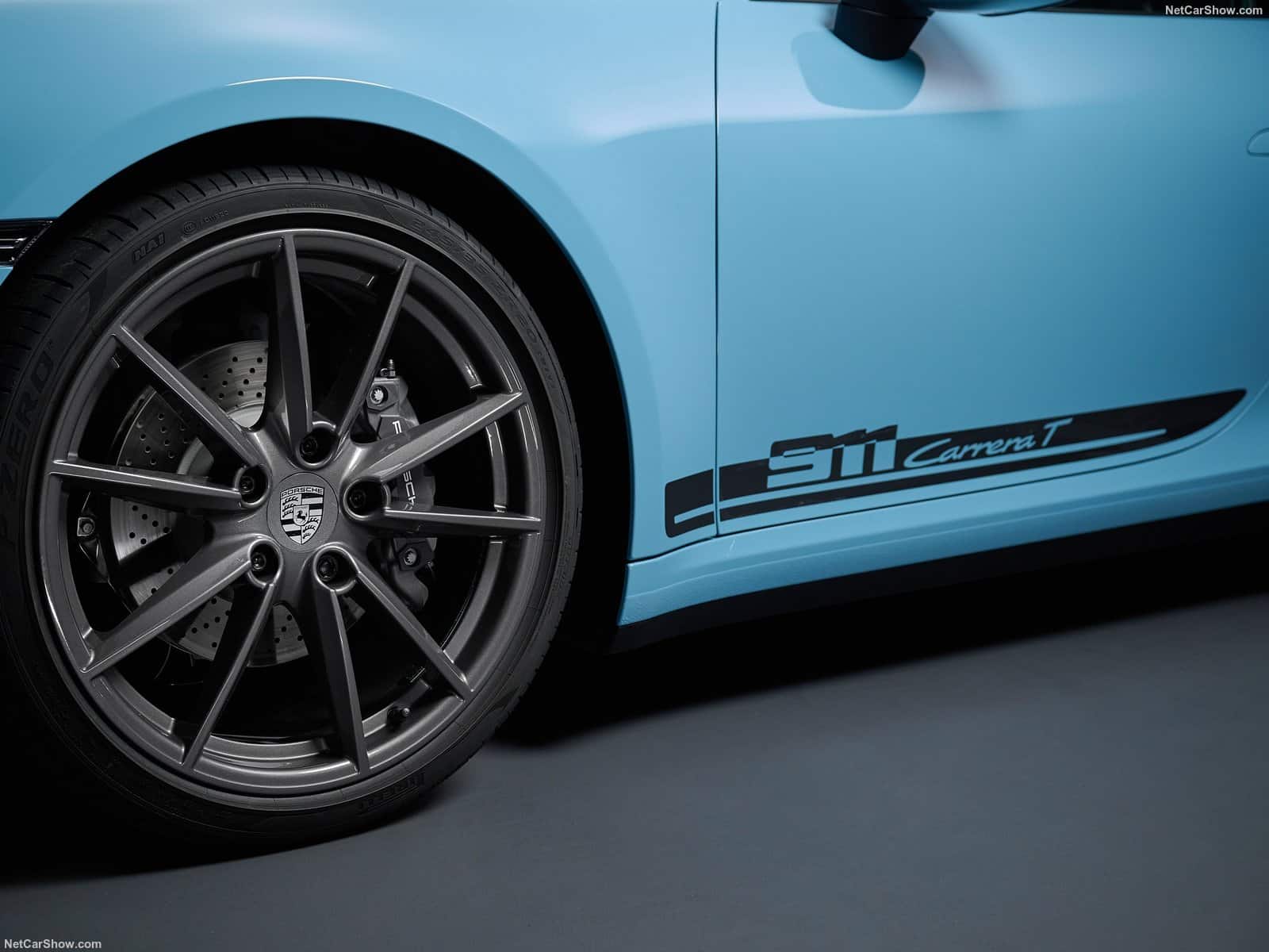 Porsche 911 Carrera T: la sportiva con cambio manuale e 385 CV
