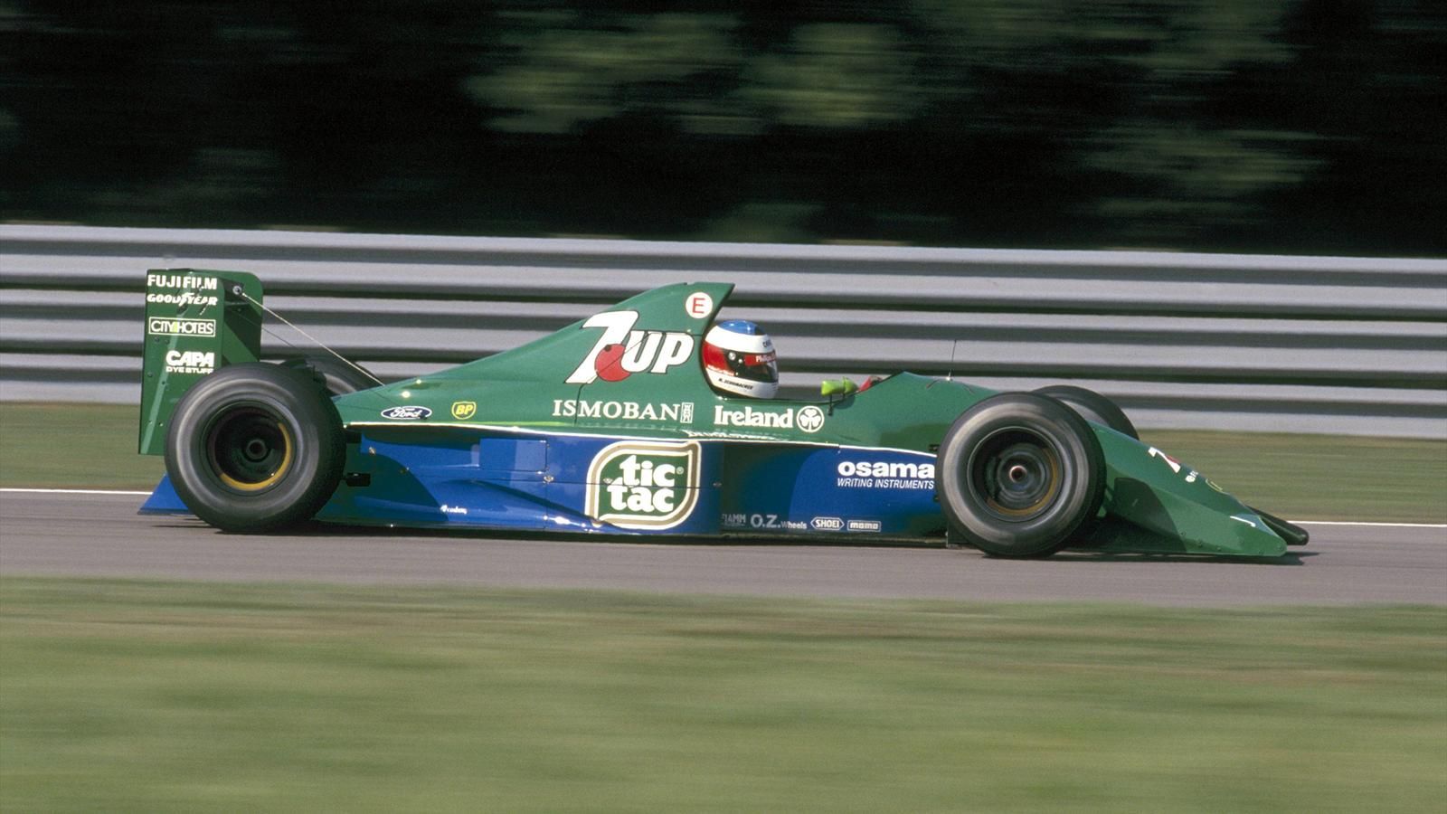 Michael Schumacher a bordo della Jordan 191. Credit: speedmastercars.com
