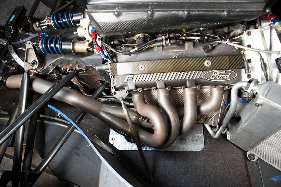 Il motore V8 Cosworth della Benetton B191, lo stesso montato sulla Jaguar XJR-14. Credit: bonhams.com
