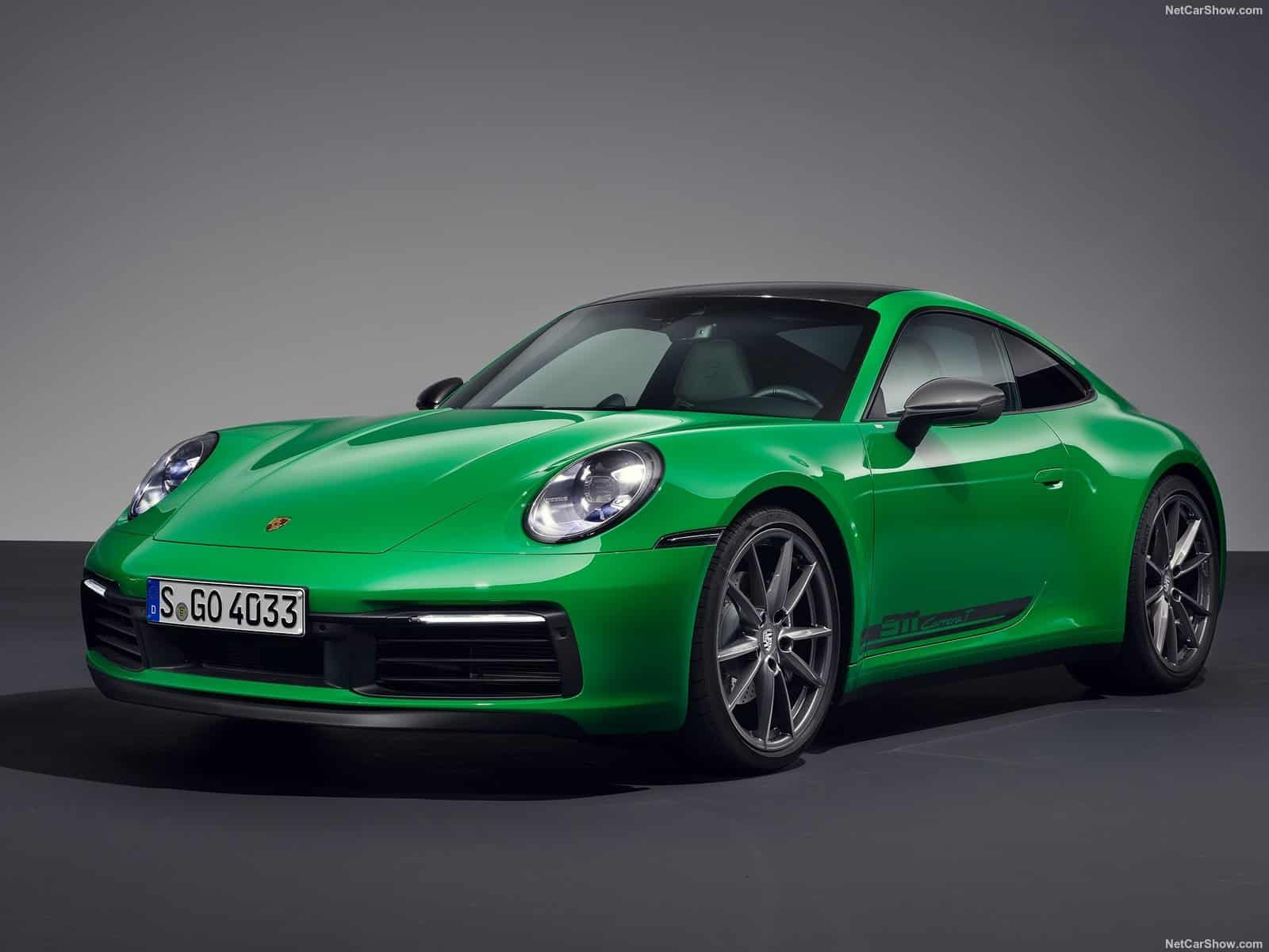 Porsche 911 Carrera T: la sportiva con cambio manuale e 385 CV