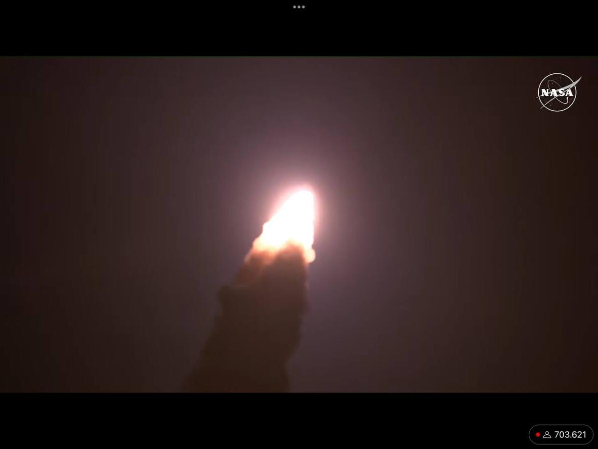 È storia: la missione Artemis 1 è partita con successo - 