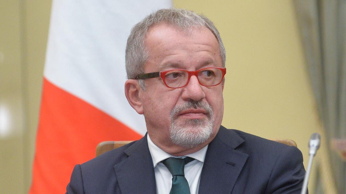 Tumore al cervello: la malattia silenziosa di Roberto Maroni - 