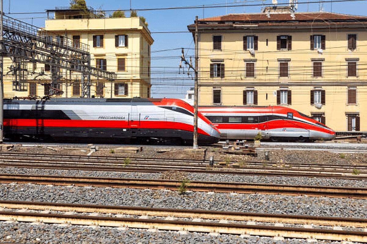 Frecciarossa: tutto ciò che c’è da sapere sul segmento di punta del trasporto italiano - Frecciarossa