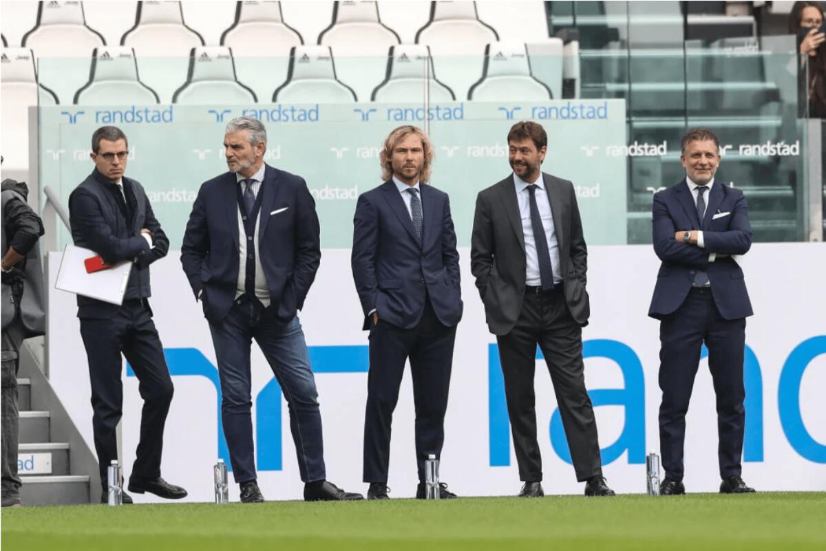 Juventus, perchè si è dimesso l'intero CdA della squadra torinese - 