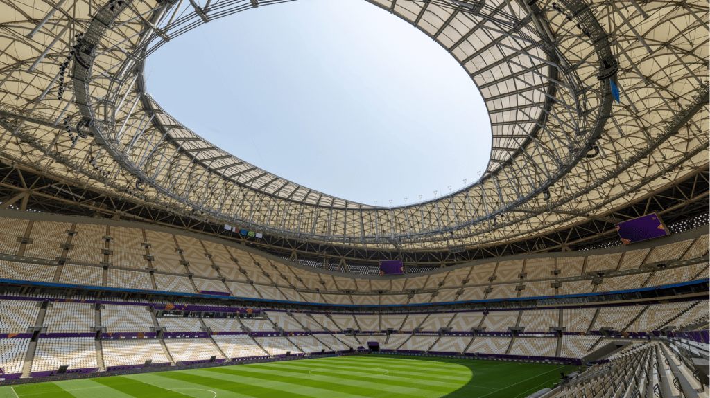 Qatar 2022, Foster progetta lo stadio più importante dei mondiali di calcio