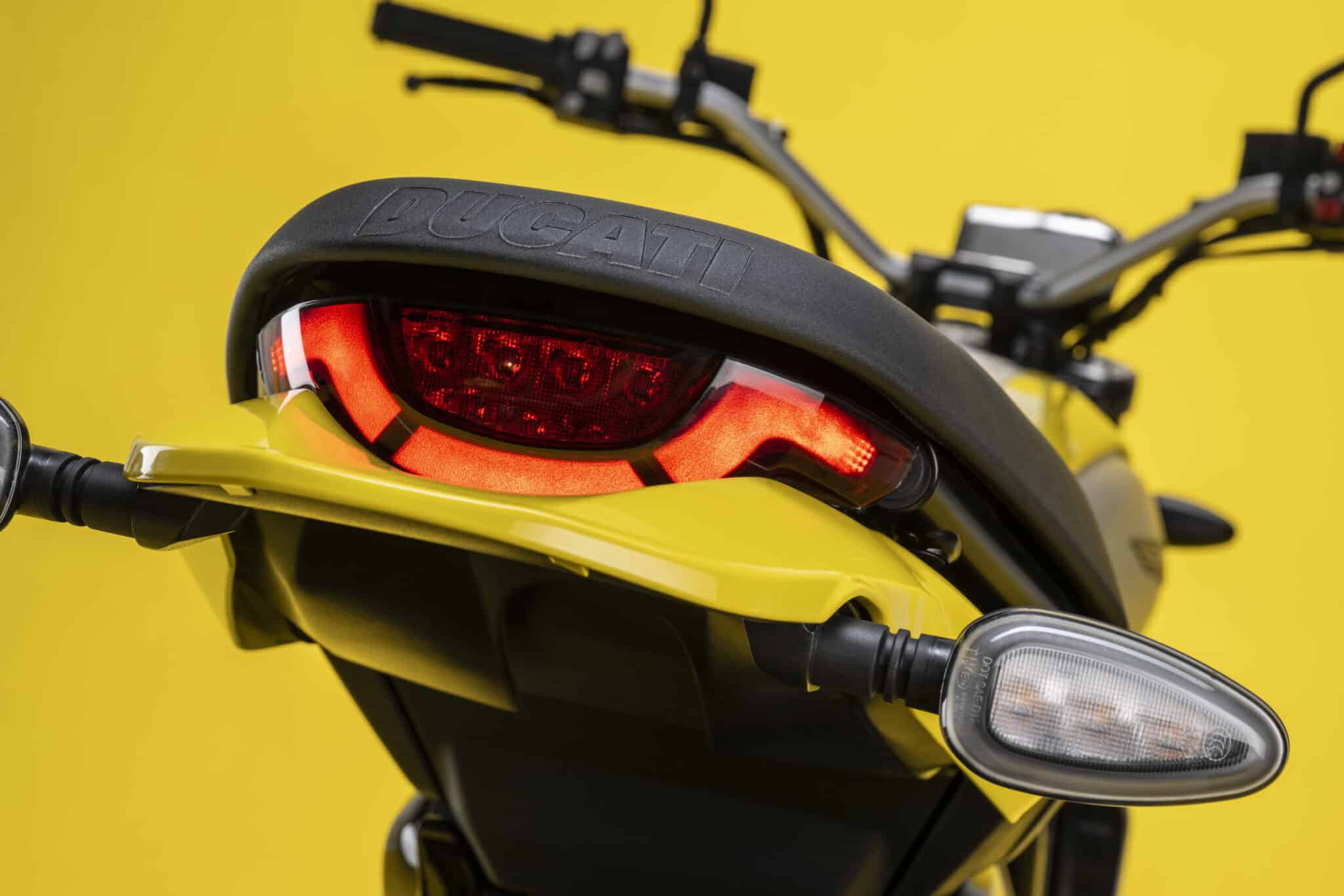 Ducati Scrambler 2023 all'EICMA 2022: 3 versioni, Full Throttle, Icon e Nightshift
