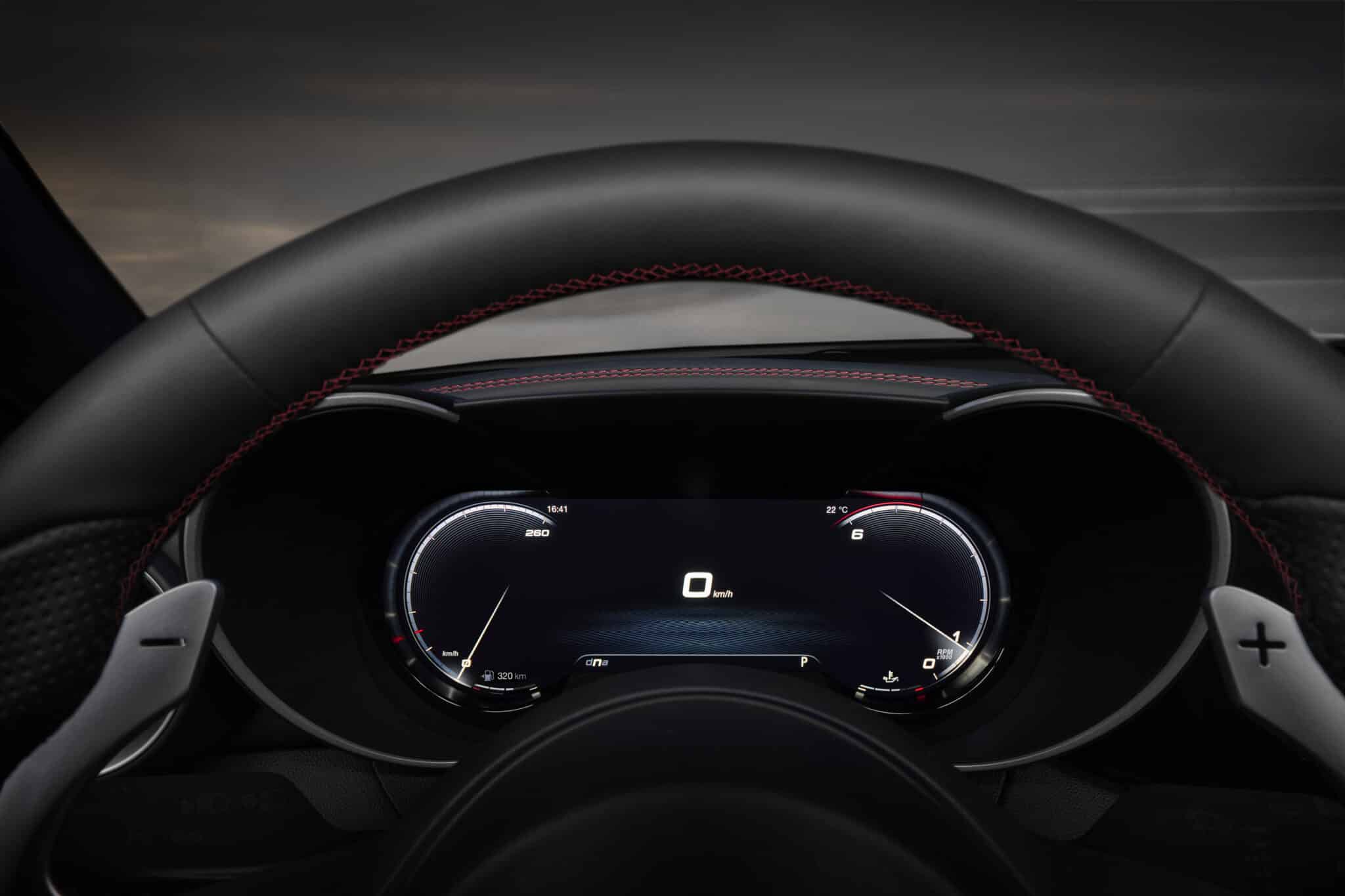 Alfa Romeo Giulia e Stelvio: arriva il restyling 2023 con fari a LED e più tecnologia