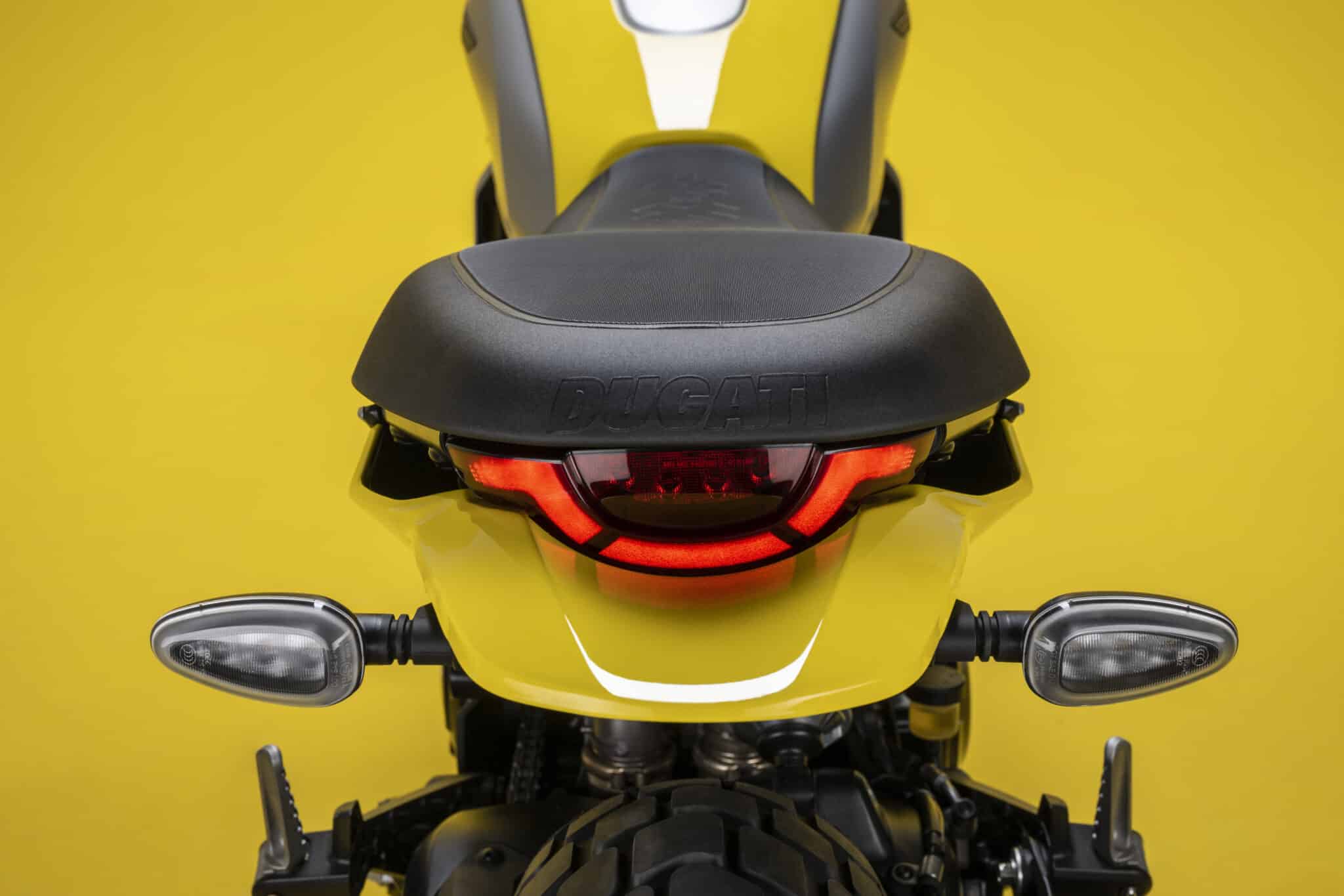 Ducati Scrambler 2023 all'EICMA 2022: 3 versioni, Full Throttle, Icon e Nightshift