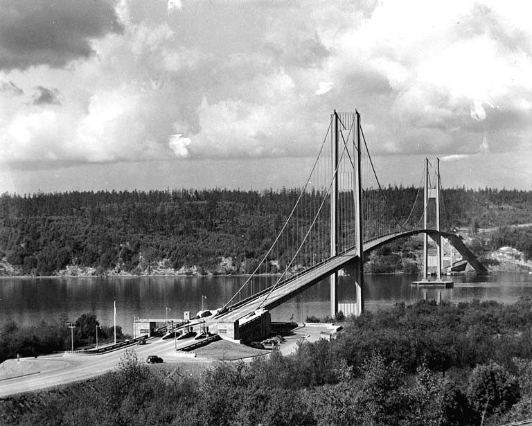 Tacoma Bridge in esercizio. Credits: Pinterest