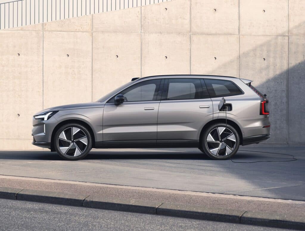 Nuova EX90, la suv Volvo 100% elettrica