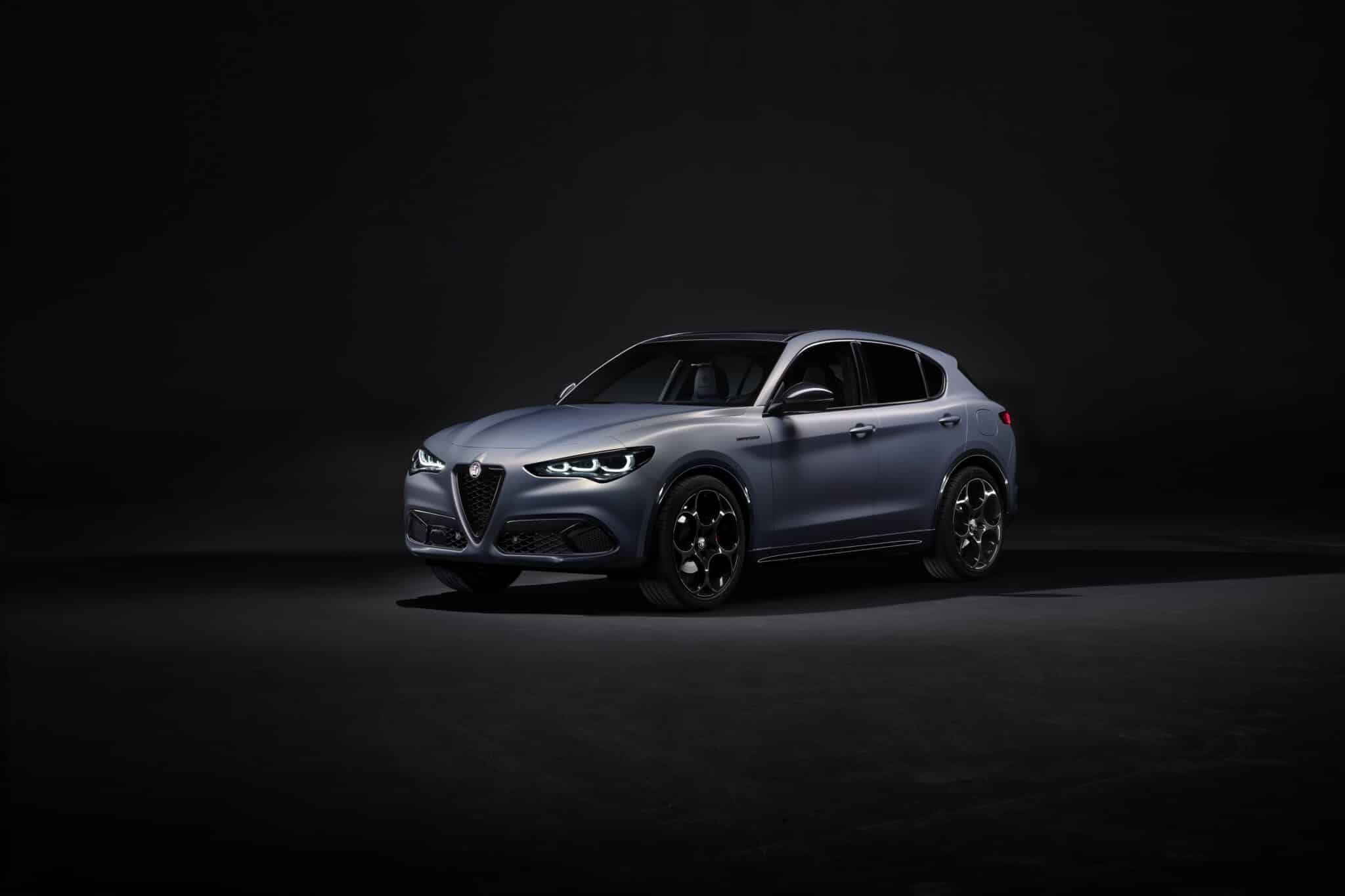 Alfa Romeo Giulia e Stelvio: arriva il restyling 2023 con fari a LED e più tecnologia