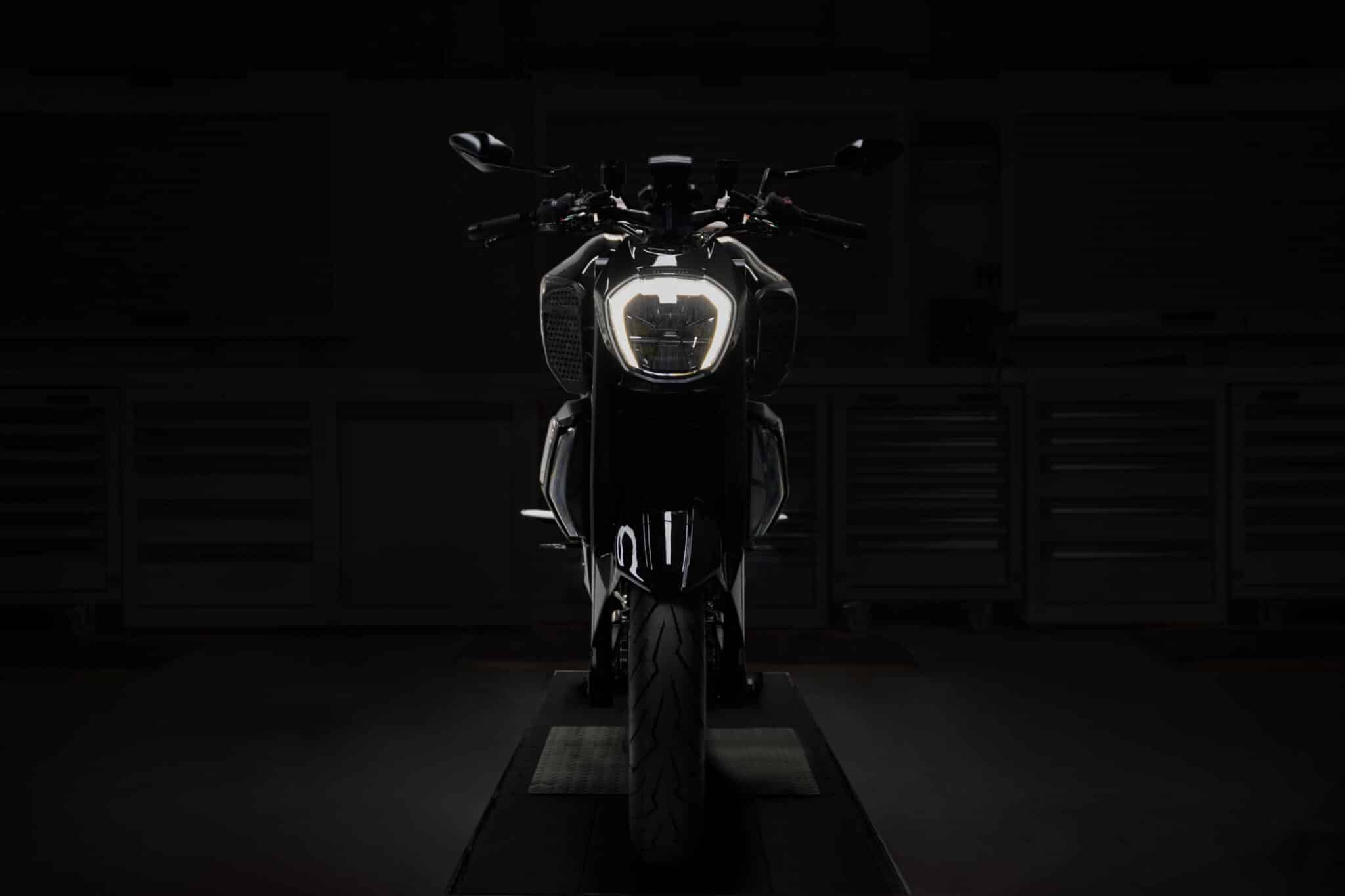 GPDesign Diavel MU