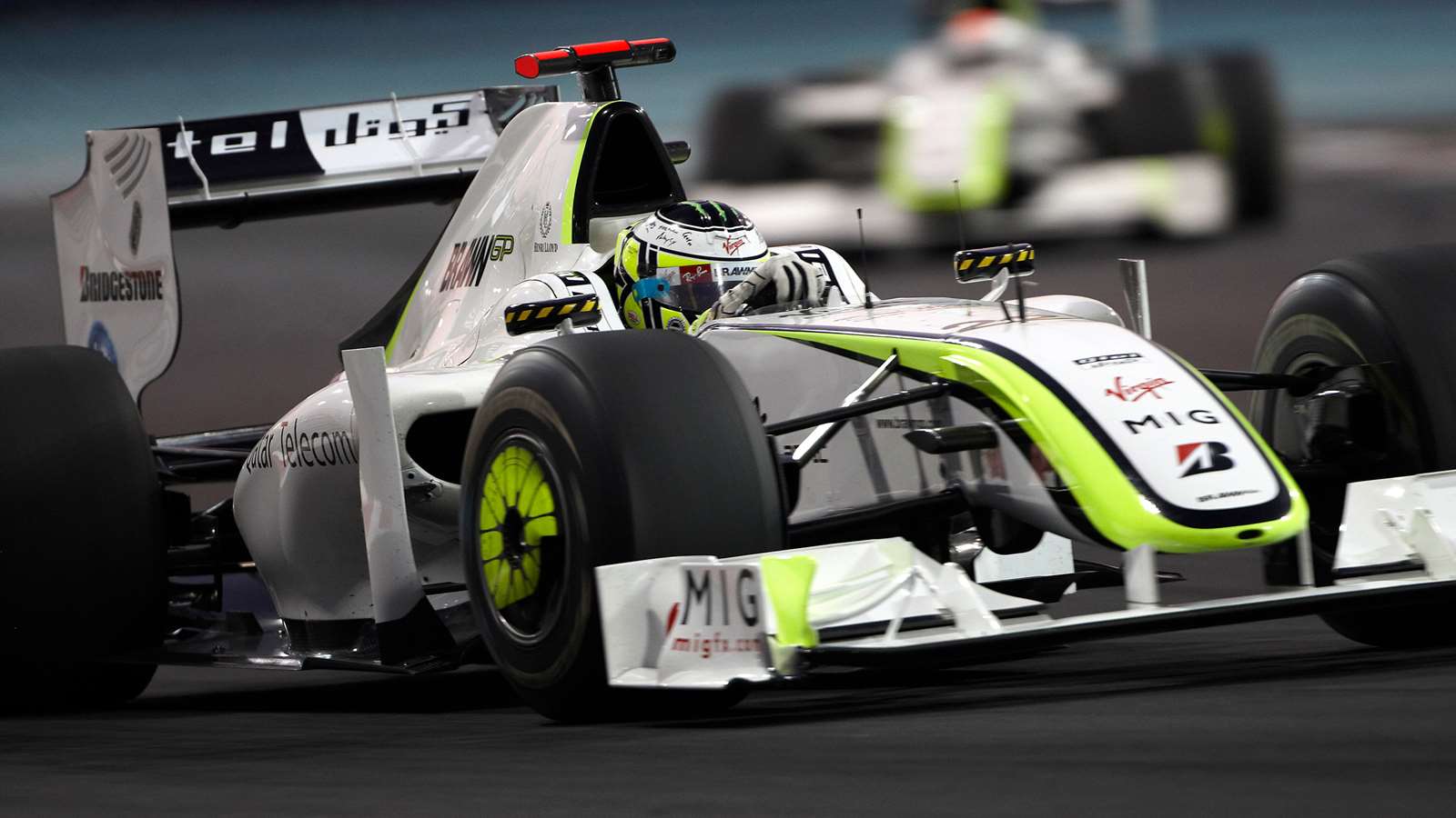 La Brawn GP 001 in azione, vettura Campione del Mondo 2009. Credit: goodwood.com