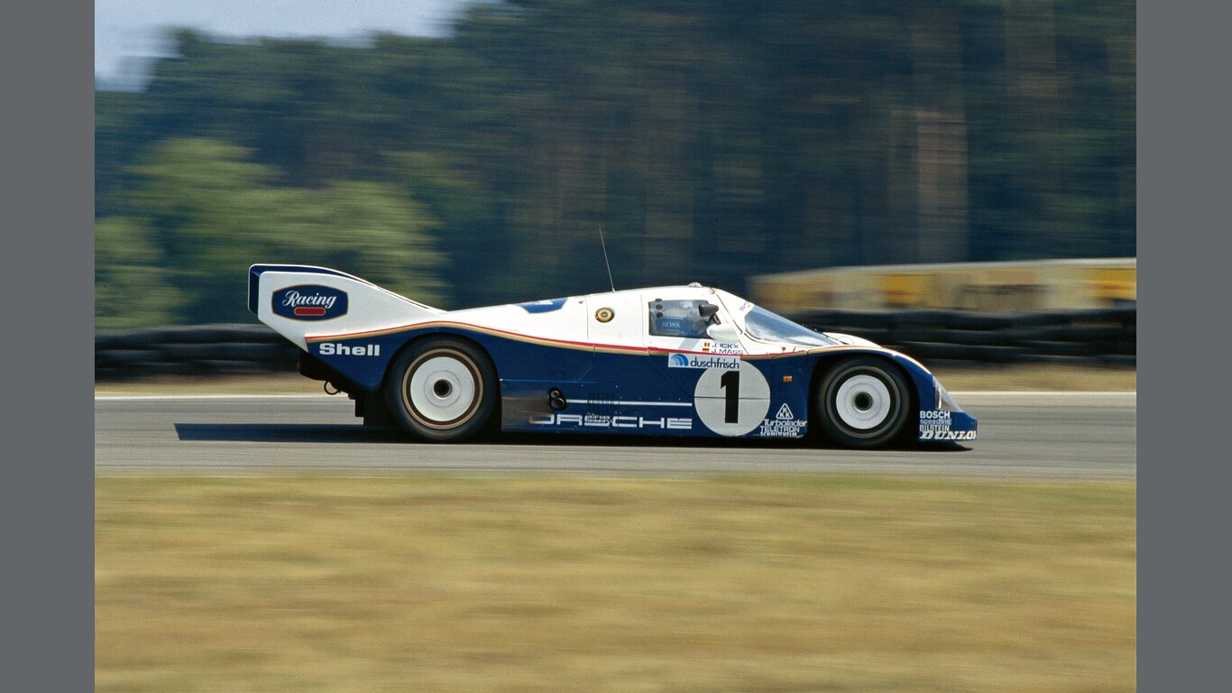 La Porsche 962 ad Hockenheim 1985. Credit: media.porsche.com