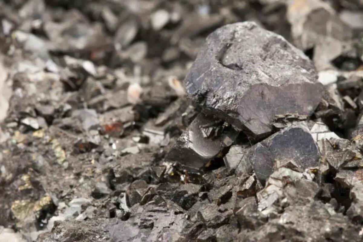 Minerali sconosciuti scoperti in un meteorite in Somalia - Depositphotos