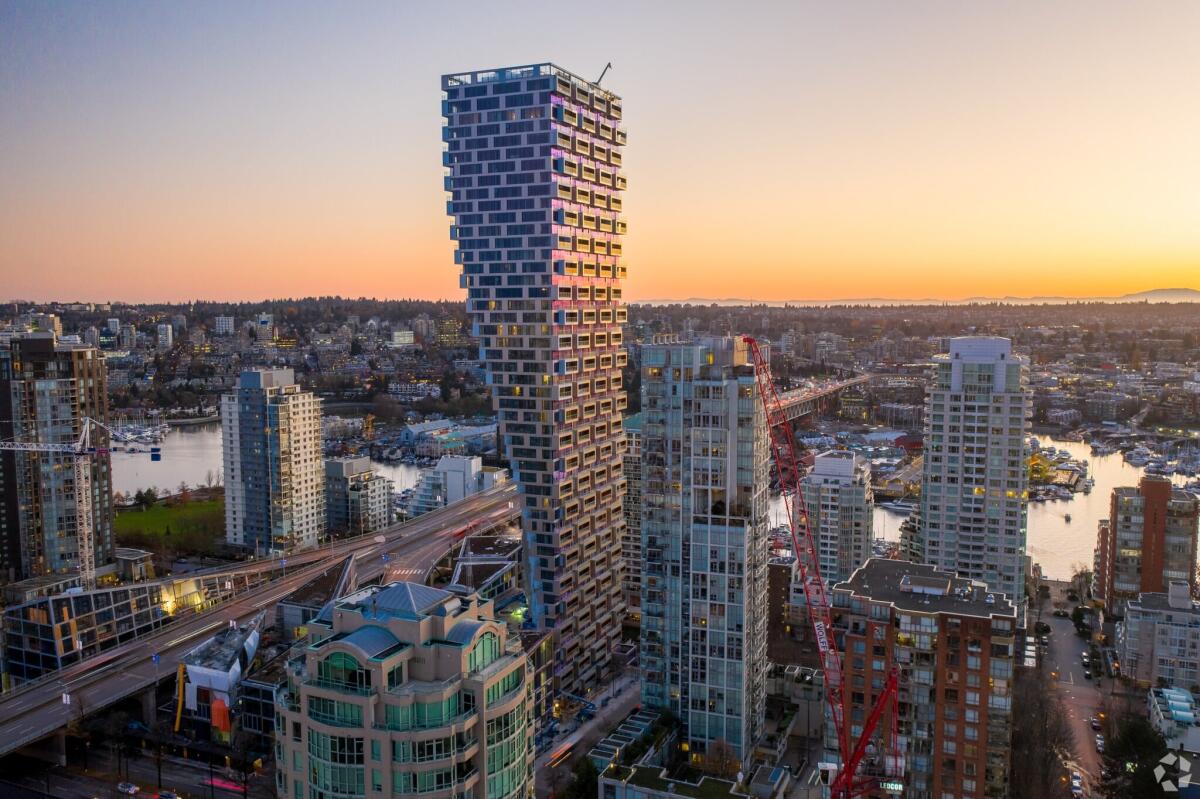 BIG progetta uno dei grattacieli più belli e particolari al mondo, il Vancouver House - 