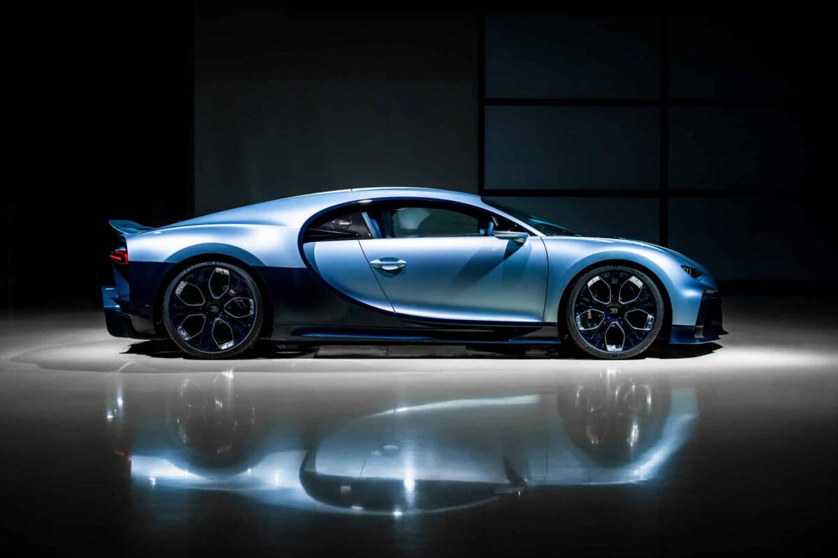 Bugatti Chiron Profilée: presentato un nuovo esemplare unico che andrà all'asta - 