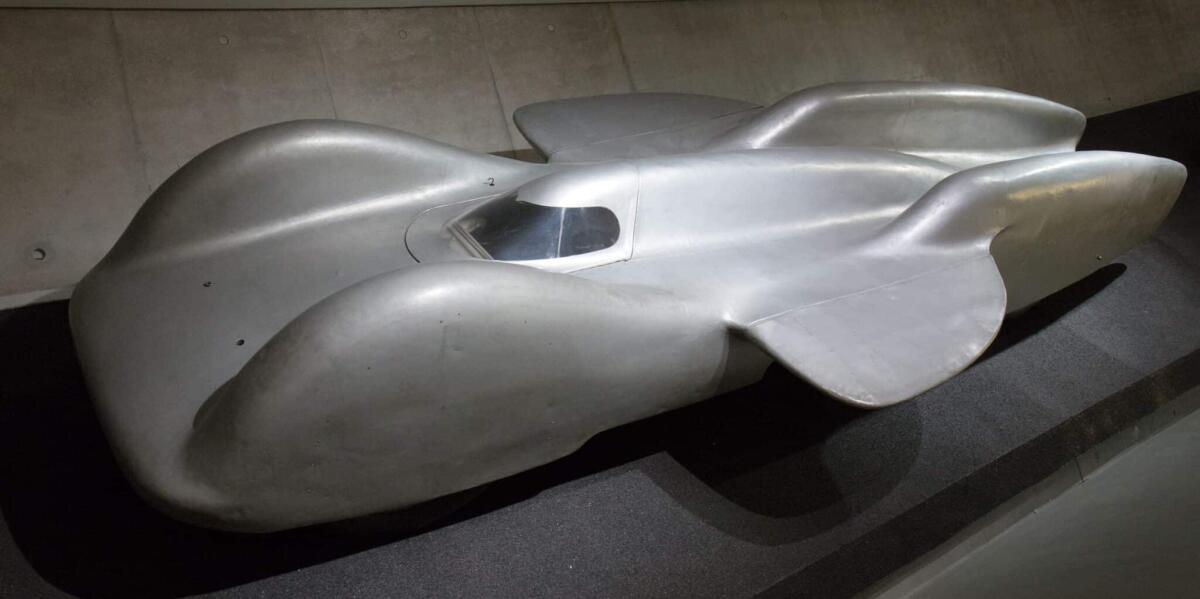 Mercedes-Benz T80: il prototipo anni '30 con 6 ruote da 750 km/h che non vide mai la pista - 