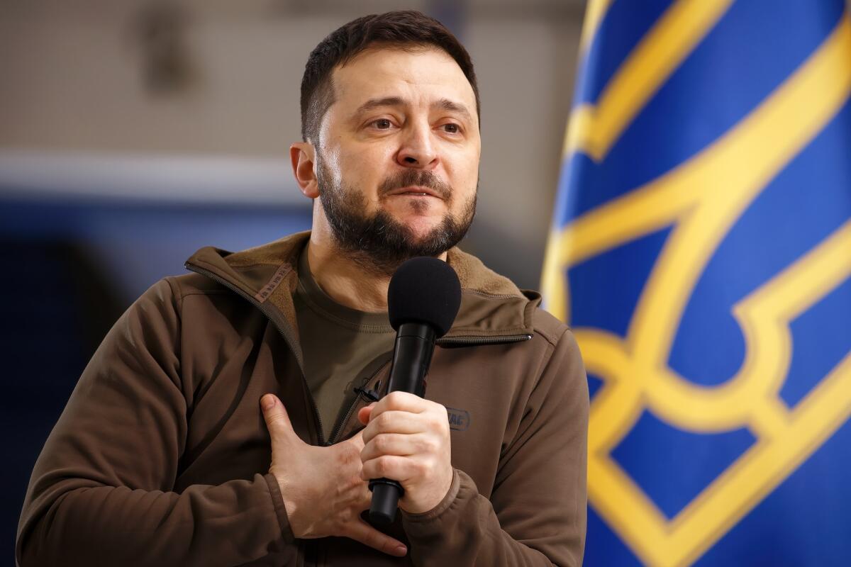 Zelensky incoronato "Persona dell'anno" dal Financial Times - APR-23-2022 Press conference of Volodymyr Zelenskyy the President of Ukraine during Russian Ukrainian war at Kyiv Metro station to protect against air strikes. Kyiv, Ukraine