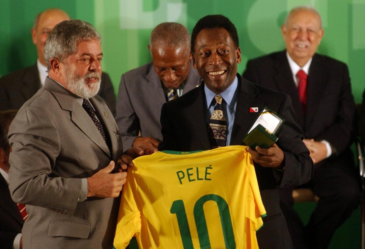Morto Pelé: "O Rei" ha perso la sua battaglia contro il tumore al colon - Di Fabio Rodrigues Pozzebom/ABr - Agência Brasil [1], CC BY 3.0 br, https://commons.wikimedia.org/w/index.php?curid=5166133