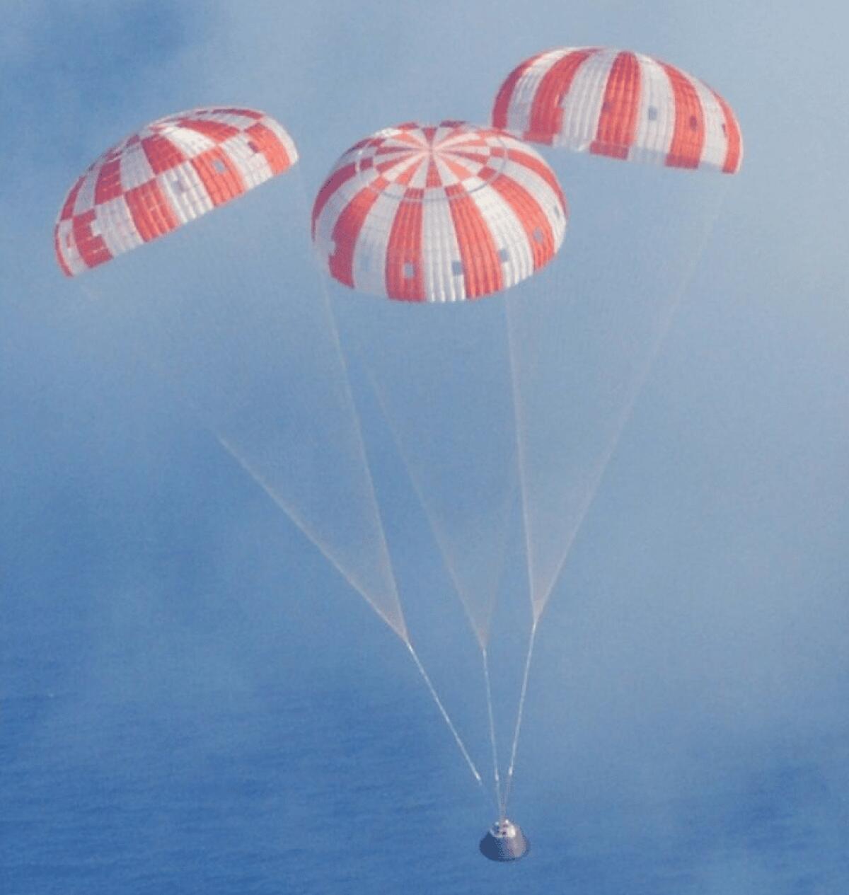 Artemis 1: si conclude con lo "splashdown" - 