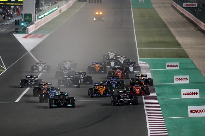 La partenza del GP del Qatar 2021. Credit: group-media.mercedes-benz.com