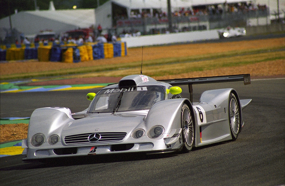 Le linee dinamiche e slanciate della Mercedes CLR. Credit: 24h-lemans.com