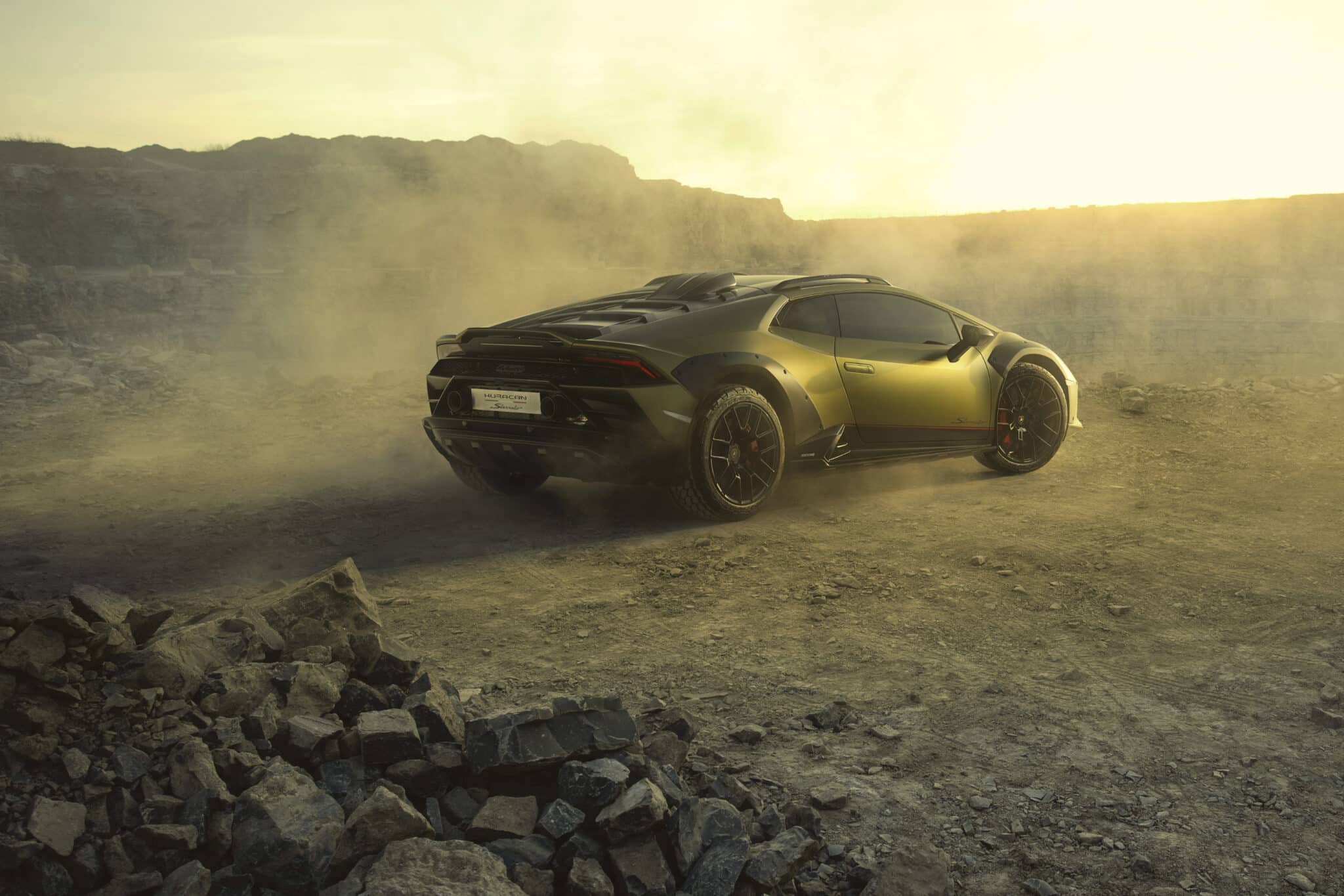 Lamborghini Huracan Sterrato: V10 da 610 CV per l'off-road