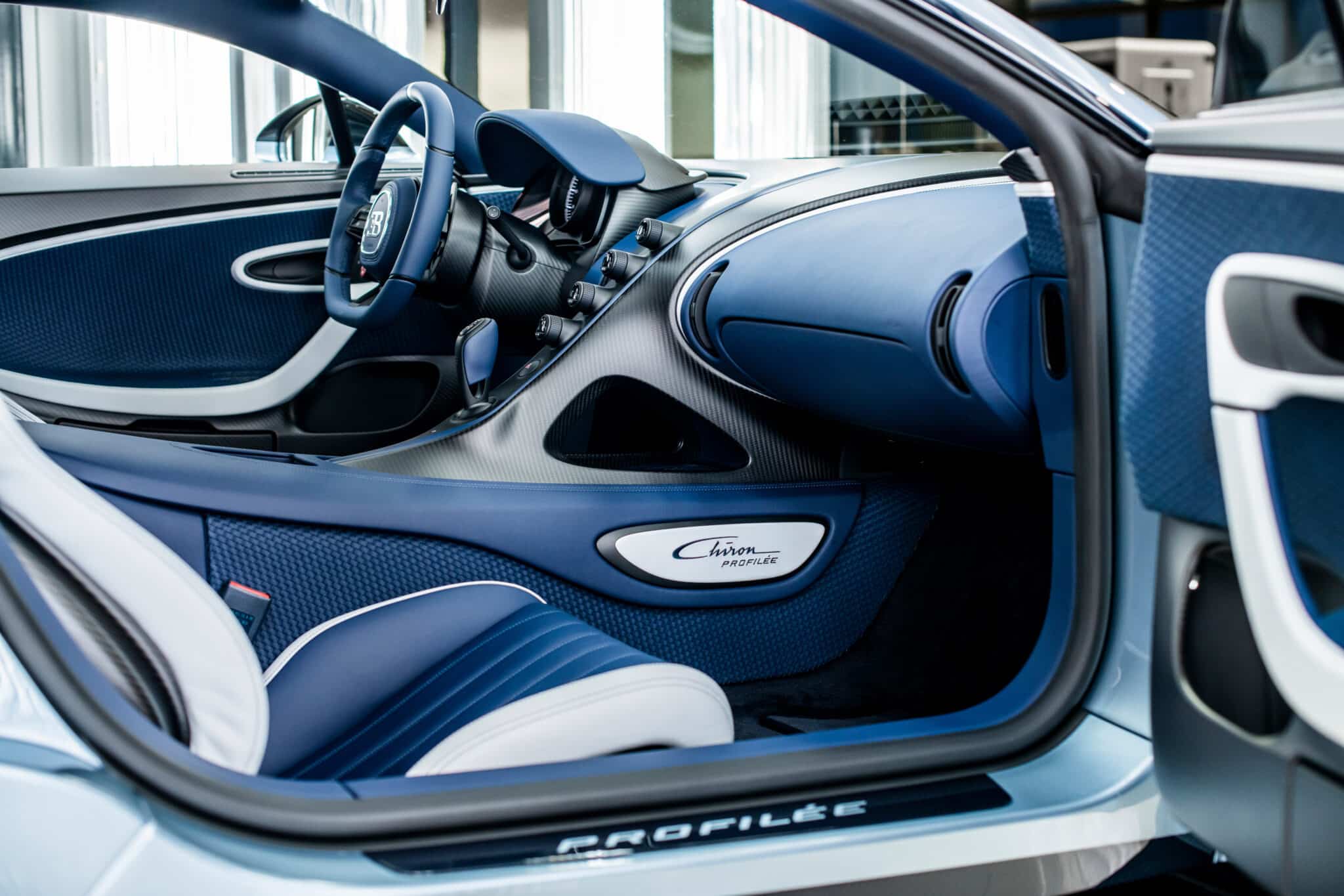 Bugatti Chiron Profilée: presentato un nuovo esemplare unico che andrà all'asta