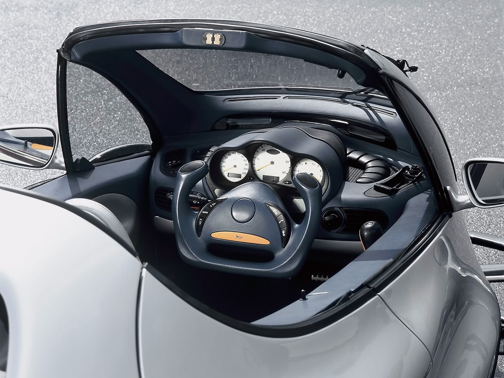 I prototipi di auto più strani della storia: dall'auto nucleare, a quella realizzata da un sacerdote