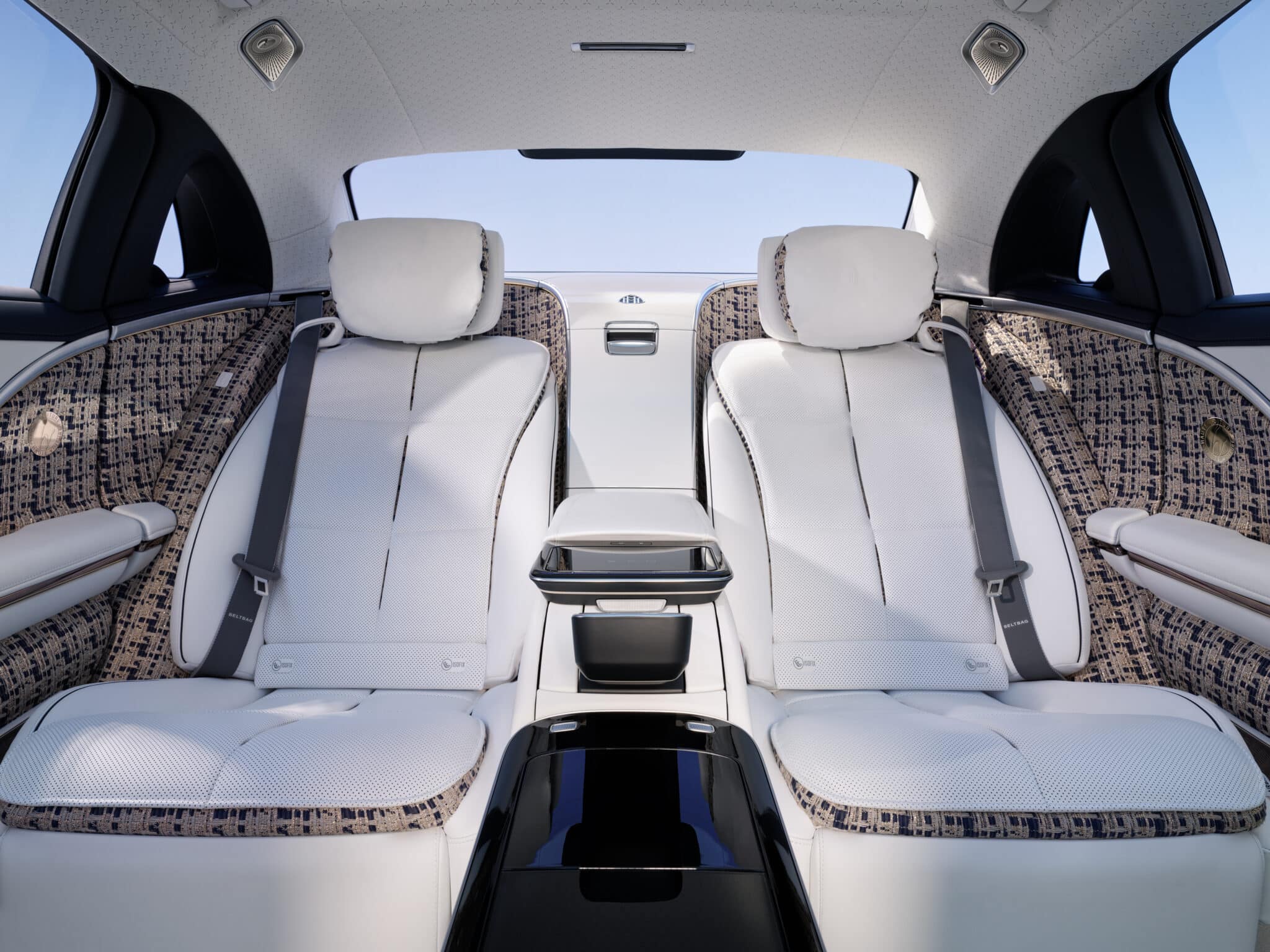 Mercedes-Maybach S680 Haute Voiture: versione da collezione dedicata all'alta moda
