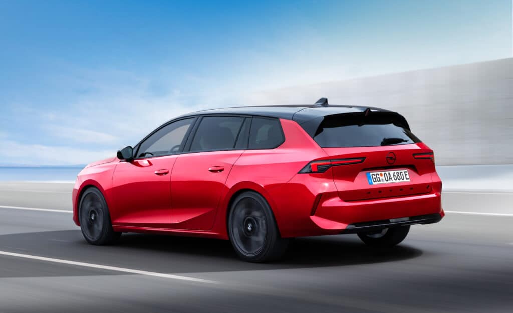 Opel Astra: presentata la nuova variante elettrica