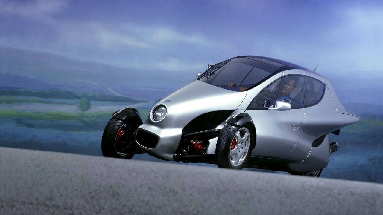 I prototipi di auto più strani della storia: dall'auto nucleare, a quella realizzata da un sacerdote