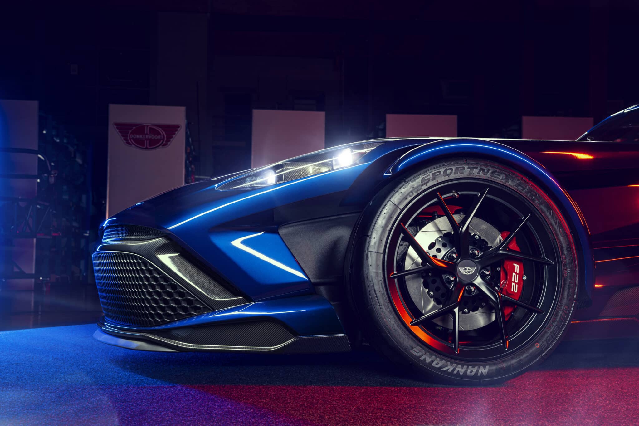 Donkervoort F22: la biposto che pesa 750 kg con motore Audi da 500 CV