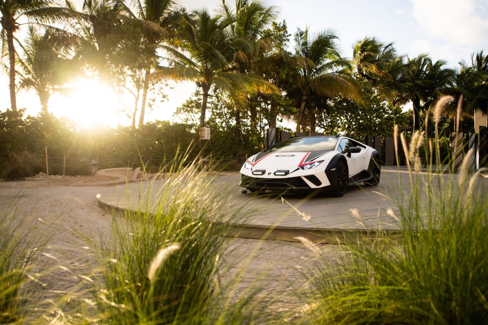 Lamborghini Huracan Sterrato: V10 da 610 CV per l'off-road