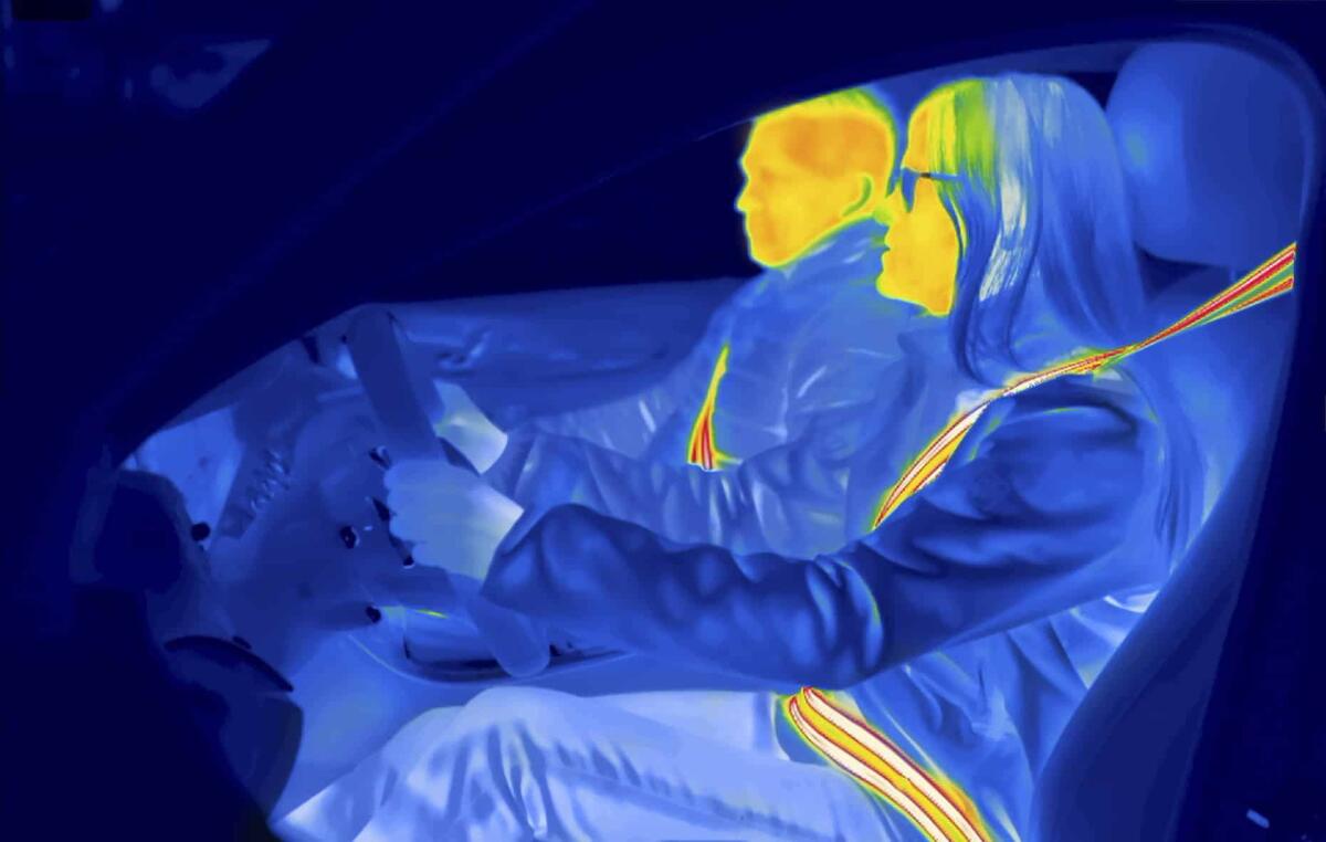 La cintura di sicurezza riscaldata: questa soluzione aumenta l'autonomia dei veicoli elettrici del 15% - 