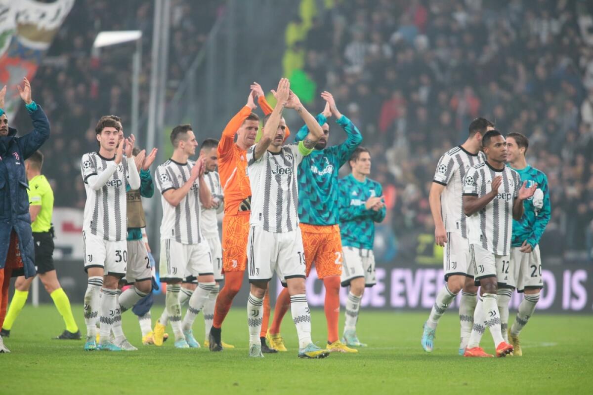 Juventus: calo del 5,1% in Borsa dopo la penalizzazione di 15 punti, ecco perché - Juventus fc team during the UEFA Champions League Group H, football match between Juventus Fc and Paris Saint Germain, on 02 November 2022 at Allianz Stadium, Turin, Italy.  Photo Nderim Kaceli - Credit: Nderim Kaceli/LiveMedia