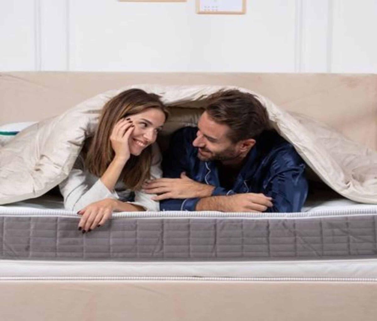 Com'è composto un materasso memory a molle? Quanti strati deve avere per essere di qualità? - 