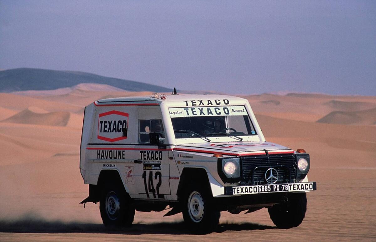 Gennaio 1983: 40 anni fa Jacky Ickx e Claude Brasseur vinsero la Parigi-Dakar con un Mercedes-Benz 280 GE - Gennaio 1983: 40 anni fa Jacky Ickx e Claude Brasseur vinserò la Parigi-Dakar con un Mercedes-Benz 280 GE
Paris–Dakar Rally, 1 to 20 January 1983. Mercedes-Benz 280 GE rally car of the later winners Jacky Ickx and Claude Brasseur. Action shot. (Photo